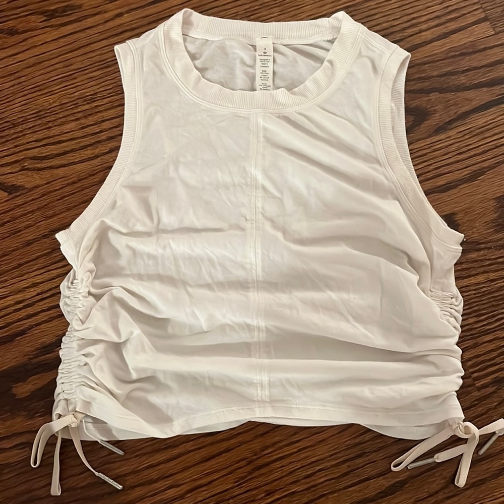 Lululemon white tank